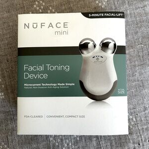 NūFace NuFace Mini facial toning device